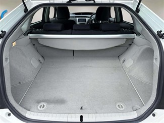 2015 Toyota Prius - Thumbnail