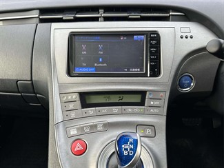 2015 Toyota Prius - Thumbnail