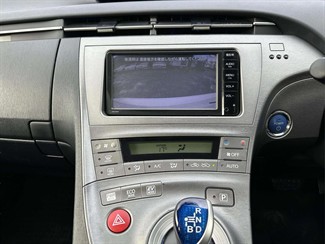 2015 Toyota Prius - Thumbnail