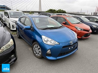 2012 Toyota AQUA - Thumbnail