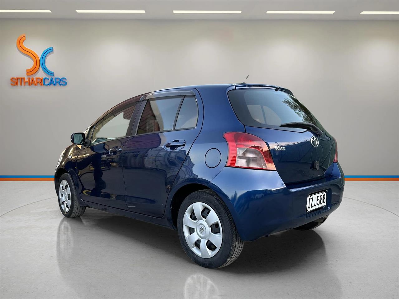 2005 Toyota Vitz