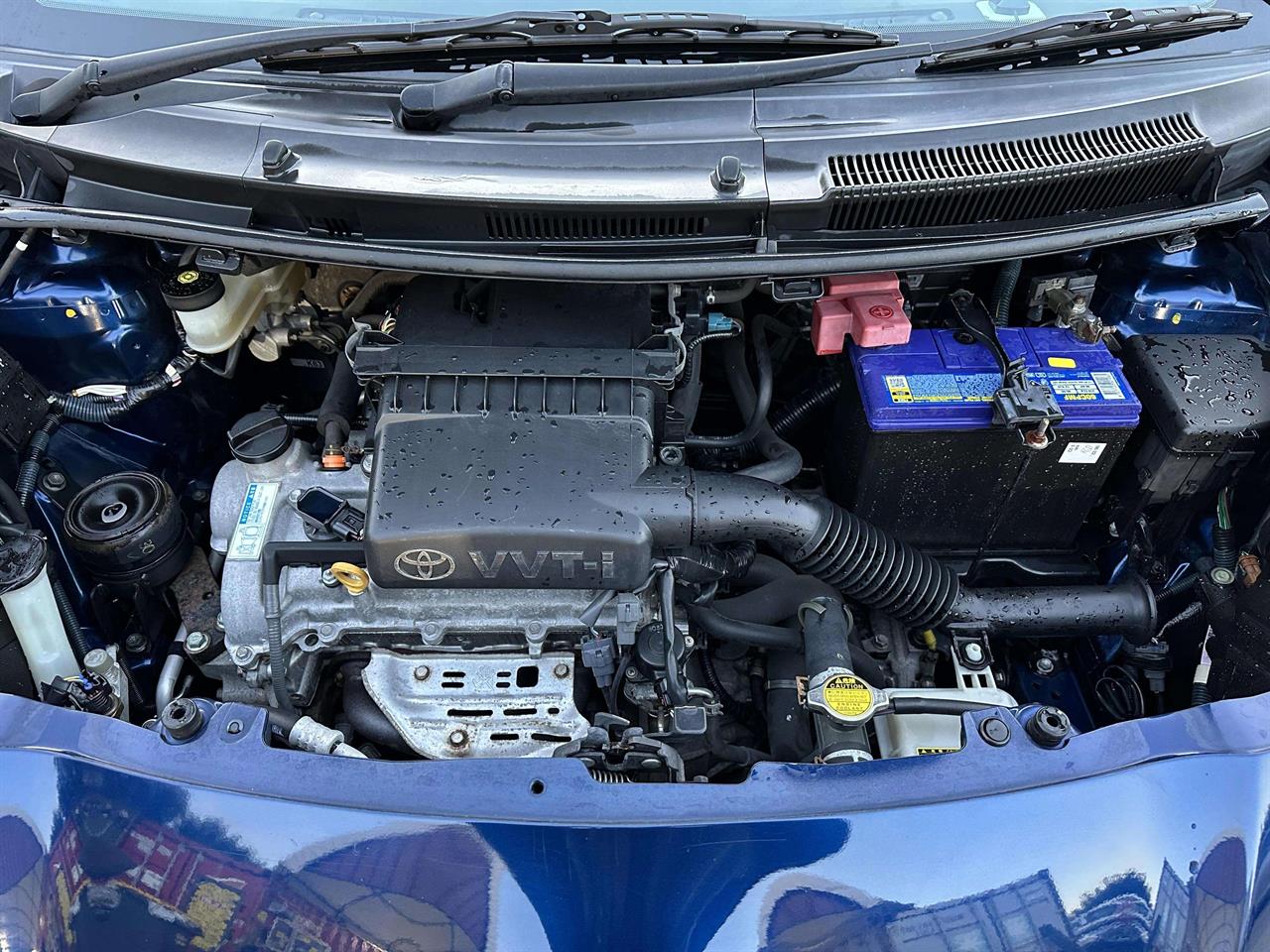 2005 Toyota Vitz