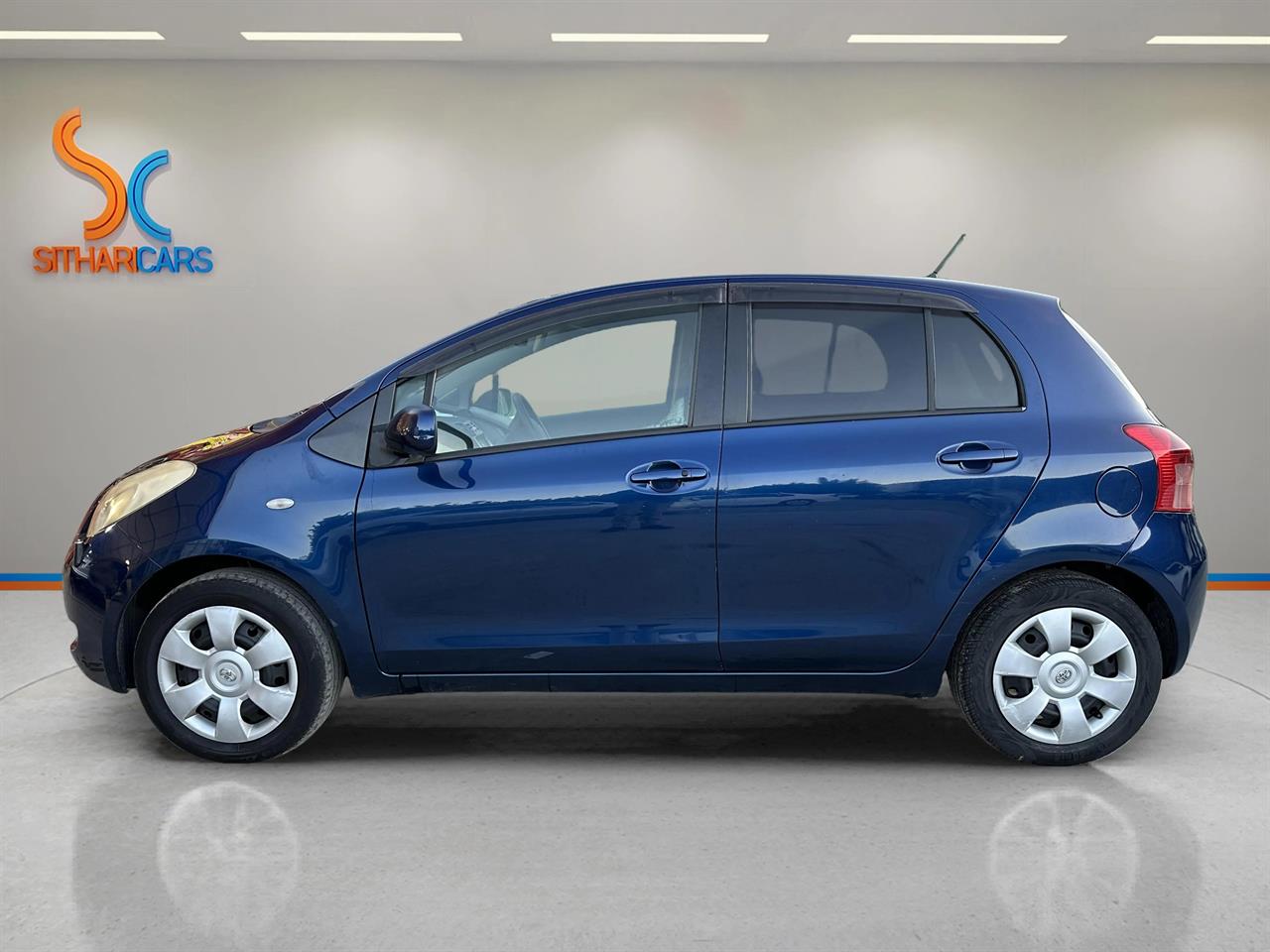 2005 Toyota Vitz