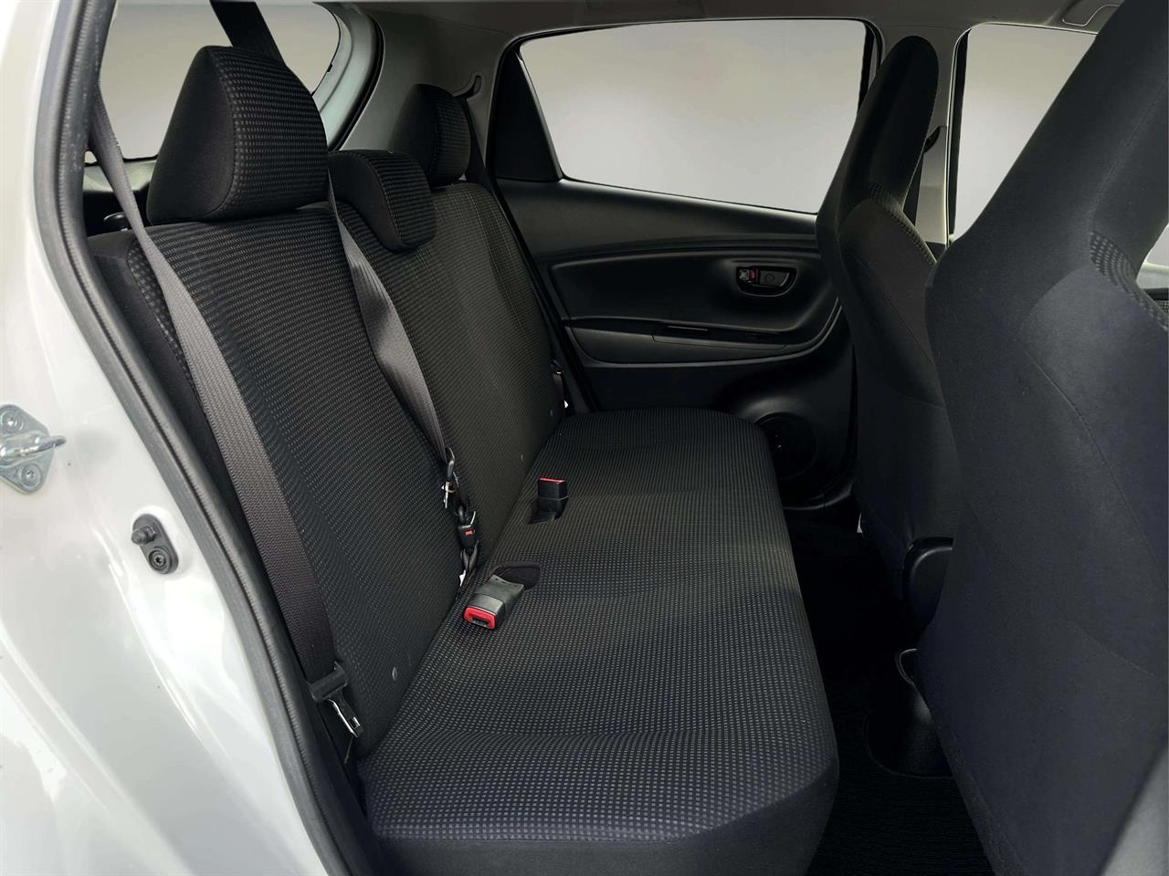 2017 Toyota Vitz