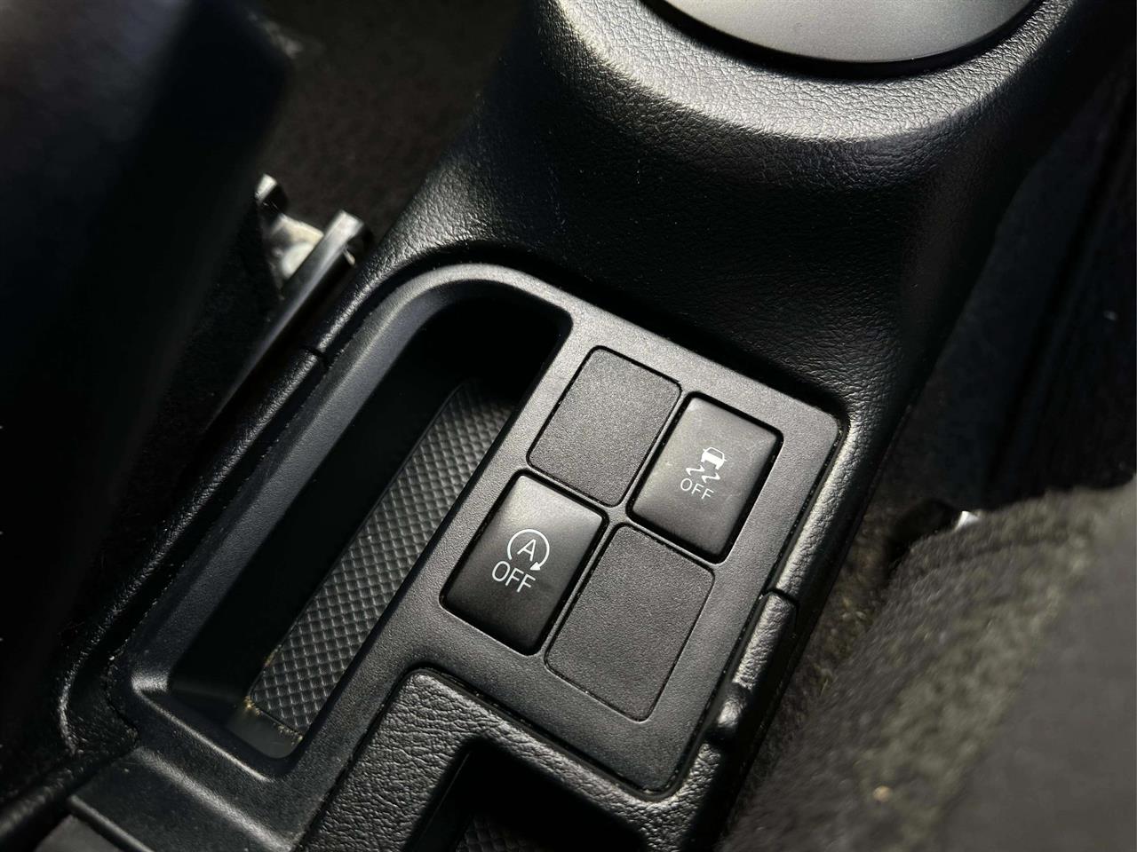 2017 Toyota Vitz