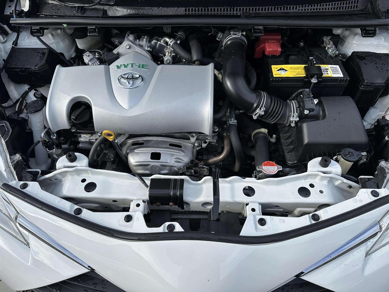2017 Toyota Vitz
