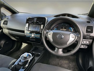 2017 Nissan Leaf - Thumbnail
