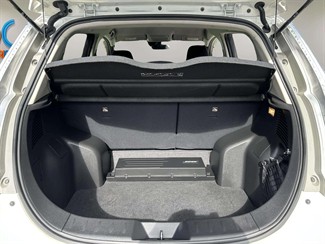 2017 Nissan Leaf - Thumbnail