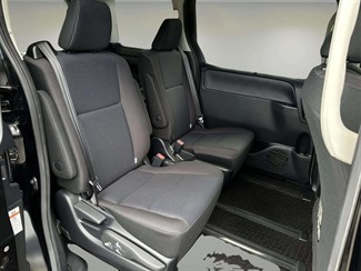 2014 Toyota Noah - Thumbnail