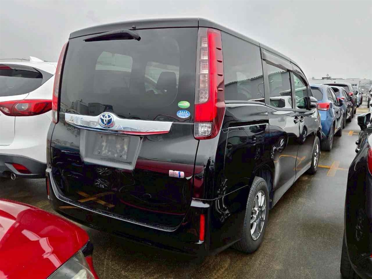 2014 Toyota Noah