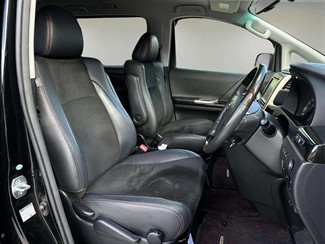 2014 Toyota VELLFIRE - Thumbnail