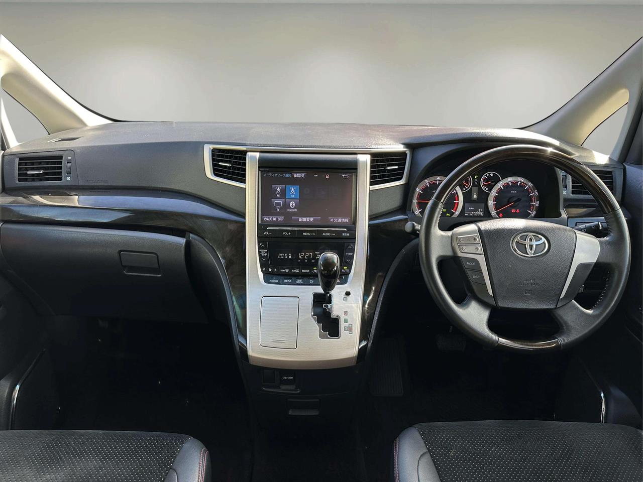 2014 Toyota VELLFIRE