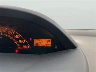 2009 Toyota Vitz - Thumbnail
