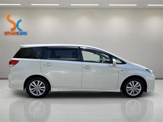 2009 Toyota WISH - Thumbnail