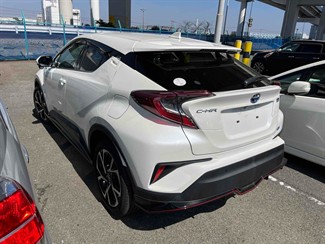 2018 Toyota C-HR - Thumbnail