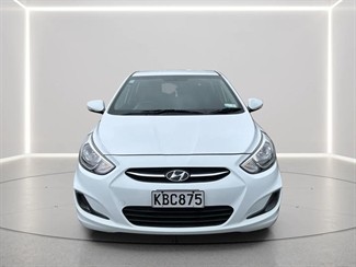 2016 Hyundai Accent - Thumbnail