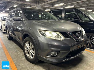 2015 Nissan X-trail - Thumbnail