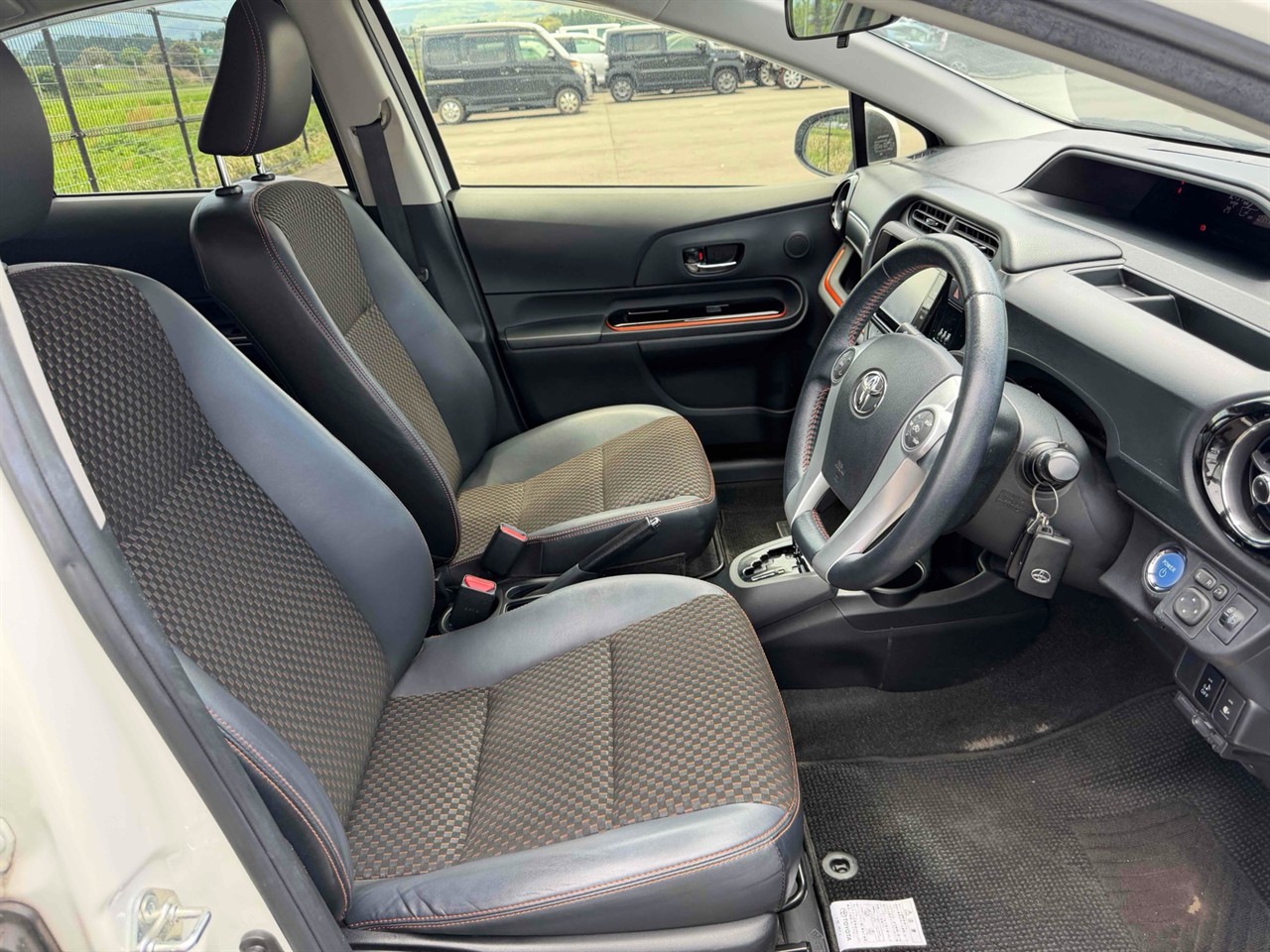 2015 Toyota AQUA