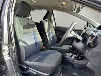 2018 Toyota AQUA - Thumbnail