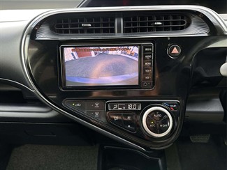 2018 Toyota AQUA - Thumbnail