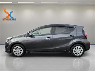 2018 Toyota AQUA - Thumbnail