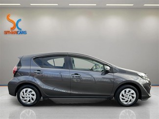 2018 Toyota AQUA - Thumbnail