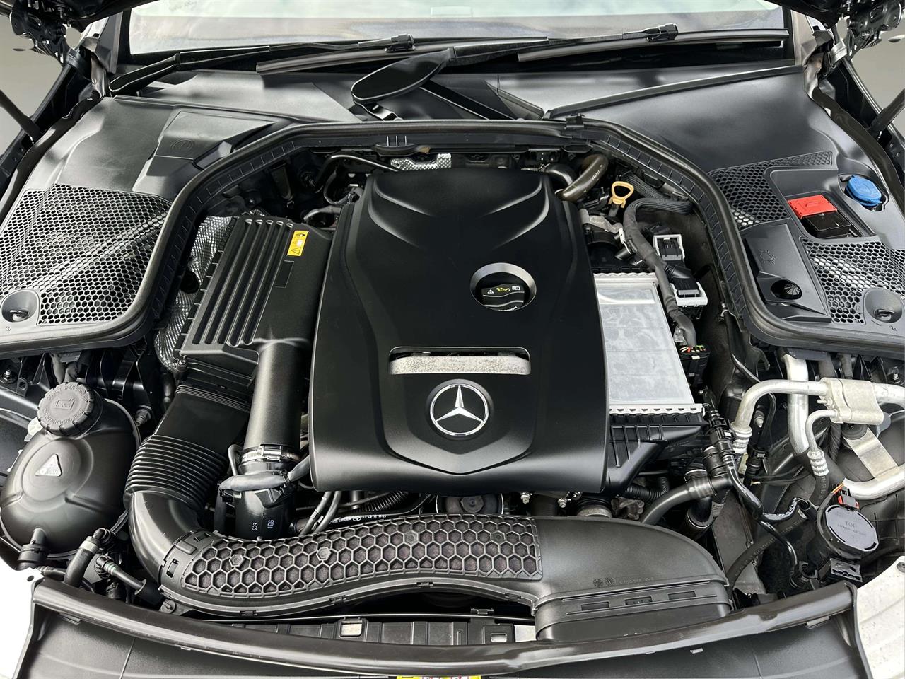 2018 Mercedes-Benz C200