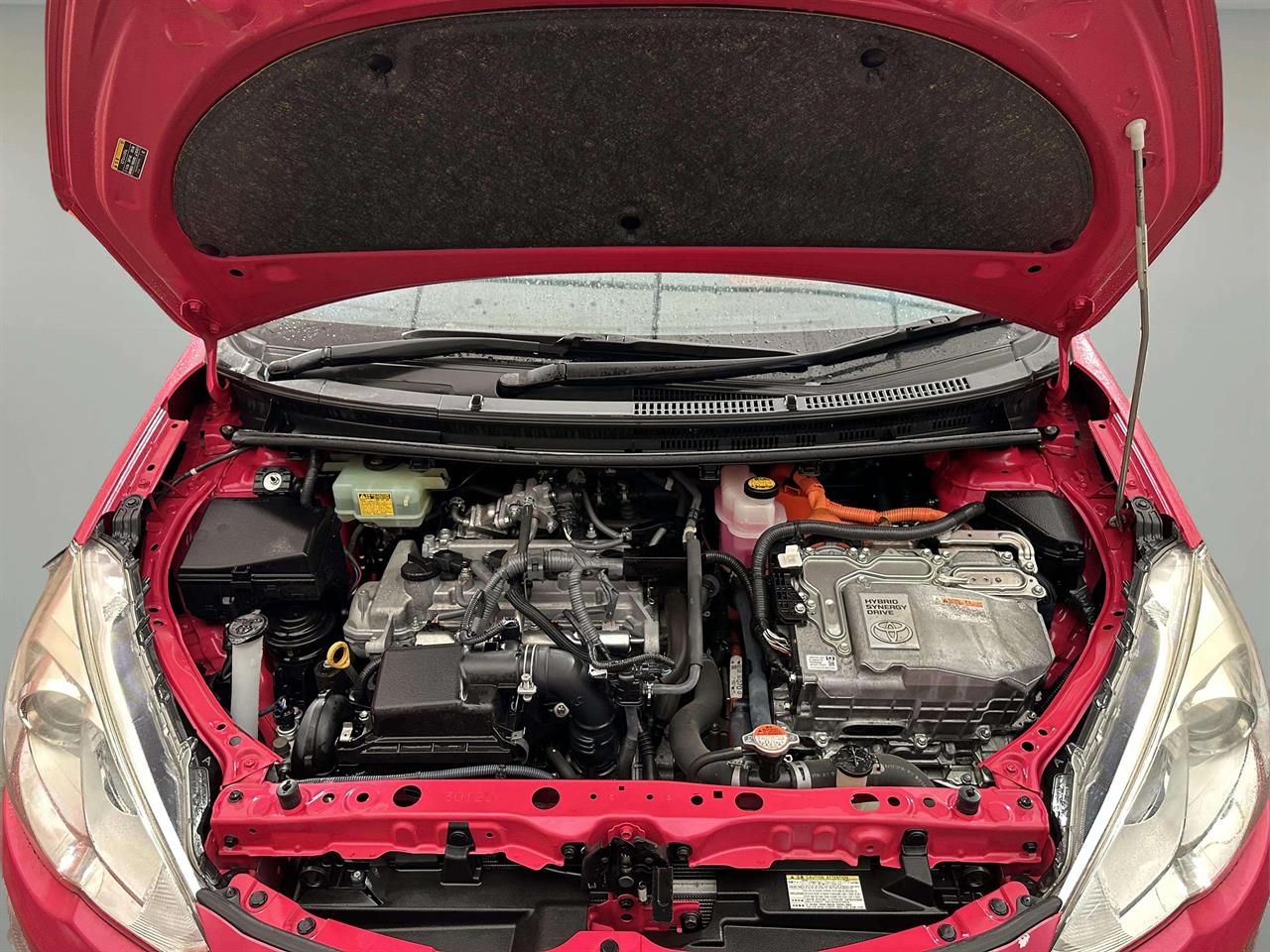 2016 Toyota AQUA