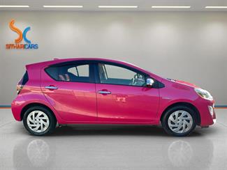 2016 Toyota AQUA - Thumbnail