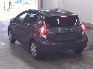 2015 Toyota AQUA - Thumbnail