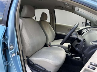 2006 Toyota Vitz - Thumbnail