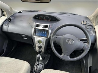 2006 Toyota Vitz - Thumbnail