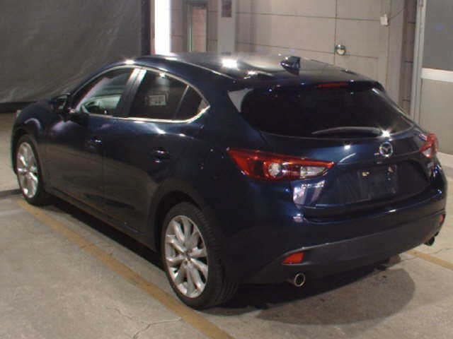 2014 Mazda Axela