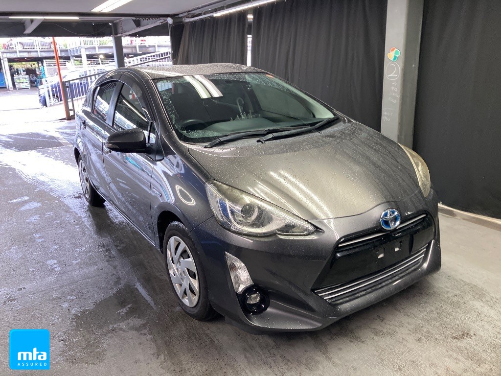 2015 Toyota AQUA