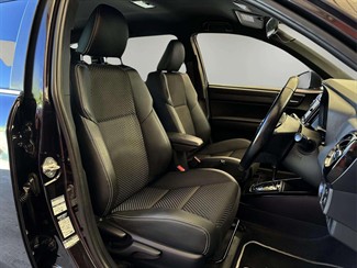 2016 Toyota Corolla - Thumbnail