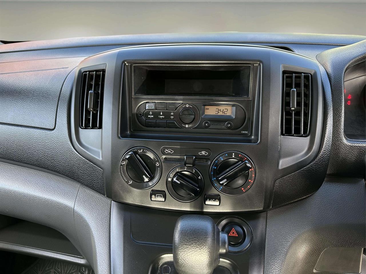 2021 Nissan NV200