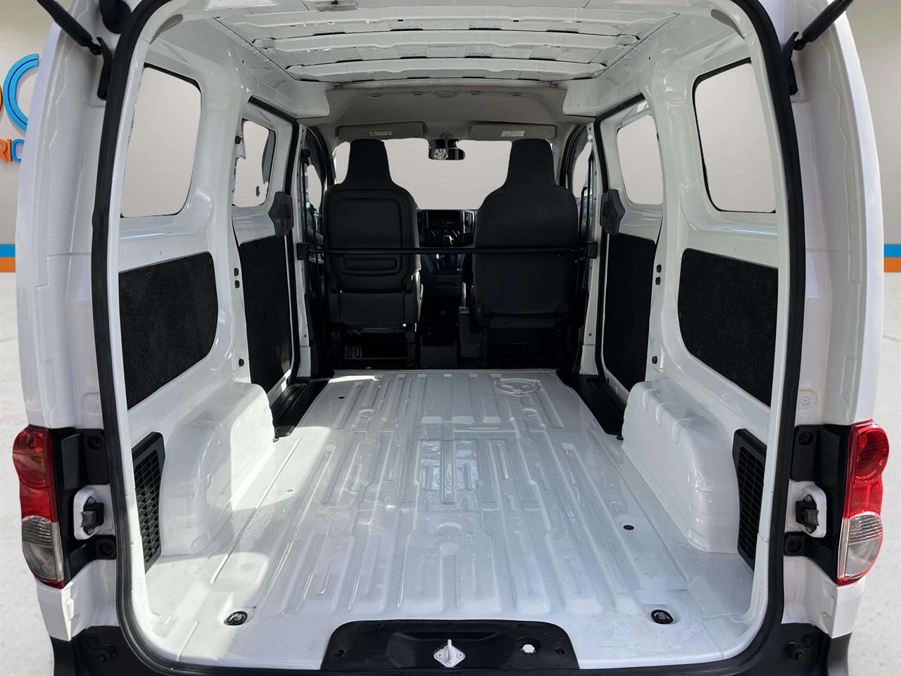 2021 Nissan NV200