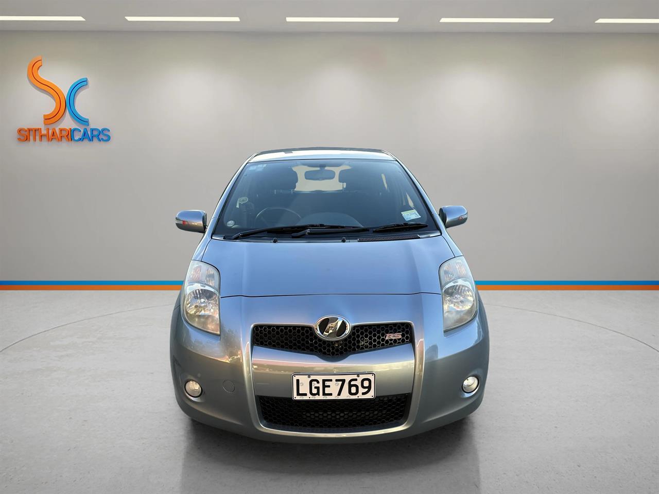 2006 Toyota Vitz