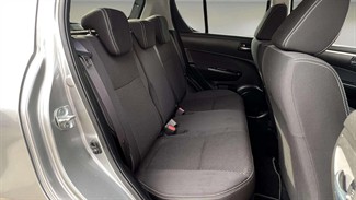 2014 Suzuki SWIFT - Thumbnail