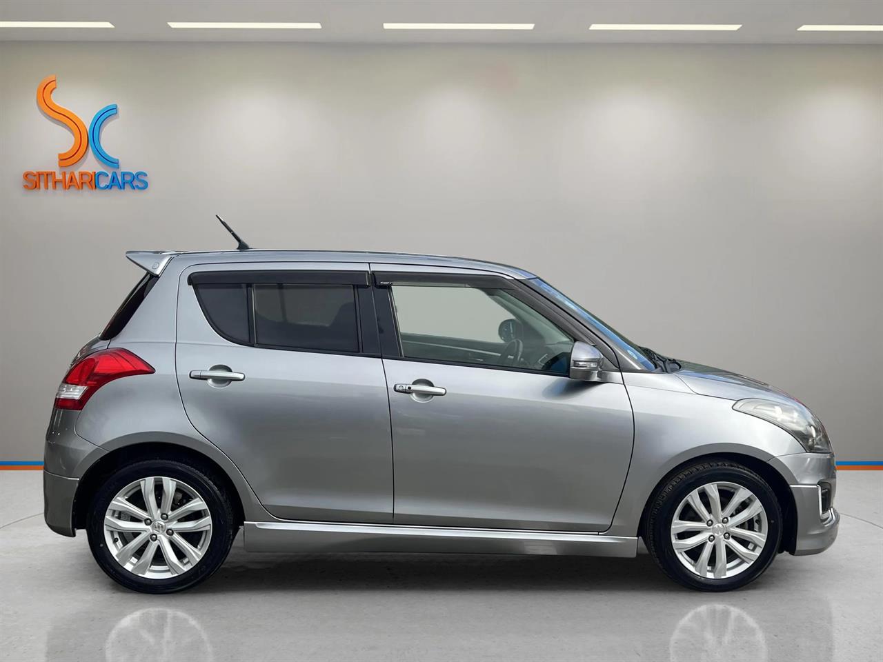 2014 Suzuki SWIFT