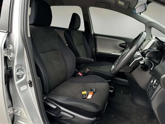 2009 Toyota WISH - Thumbnail