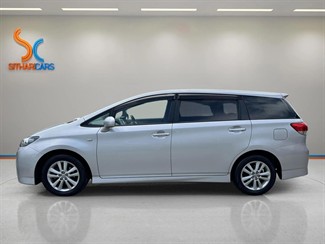 2009 Toyota WISH - Thumbnail