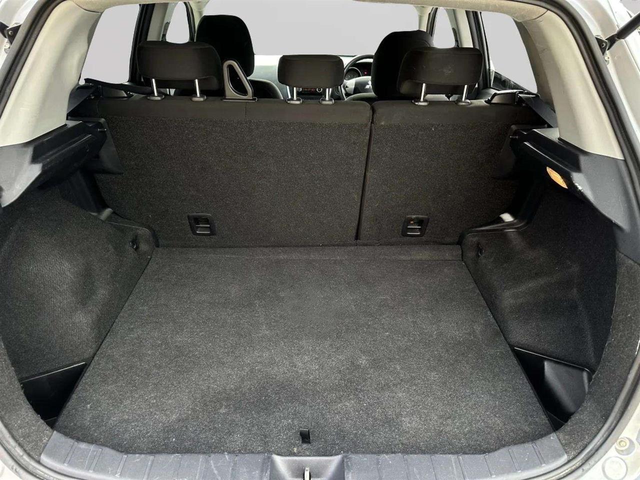 2010 Mitsubishi RVR