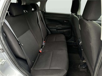 2010 Mitsubishi RVR - Thumbnail