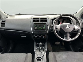 2010 Mitsubishi RVR - Thumbnail