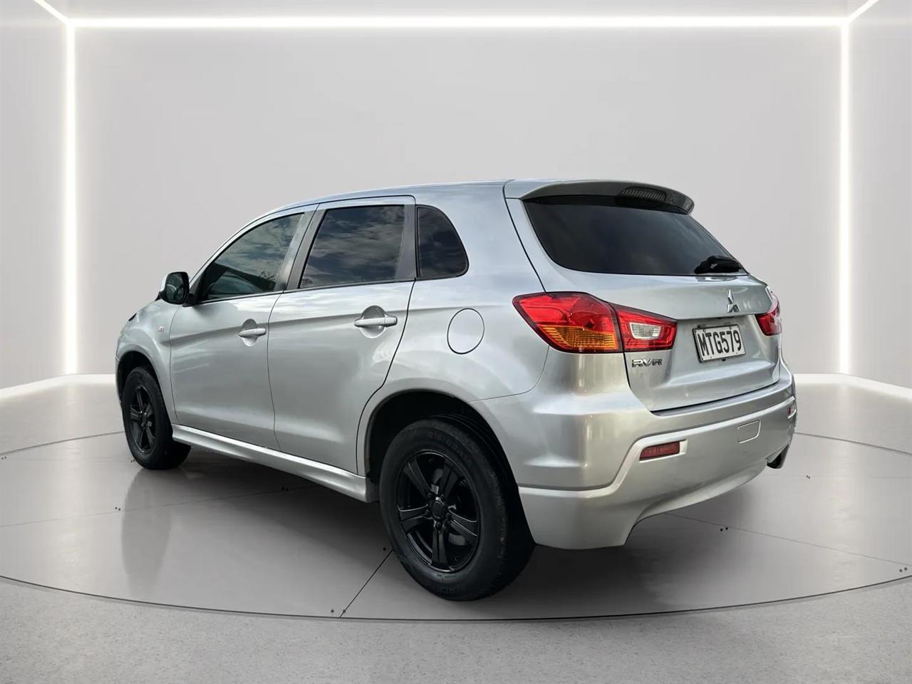 2010 Mitsubishi RVR