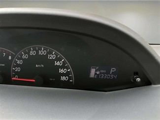 2005 Toyota Vitz - Thumbnail