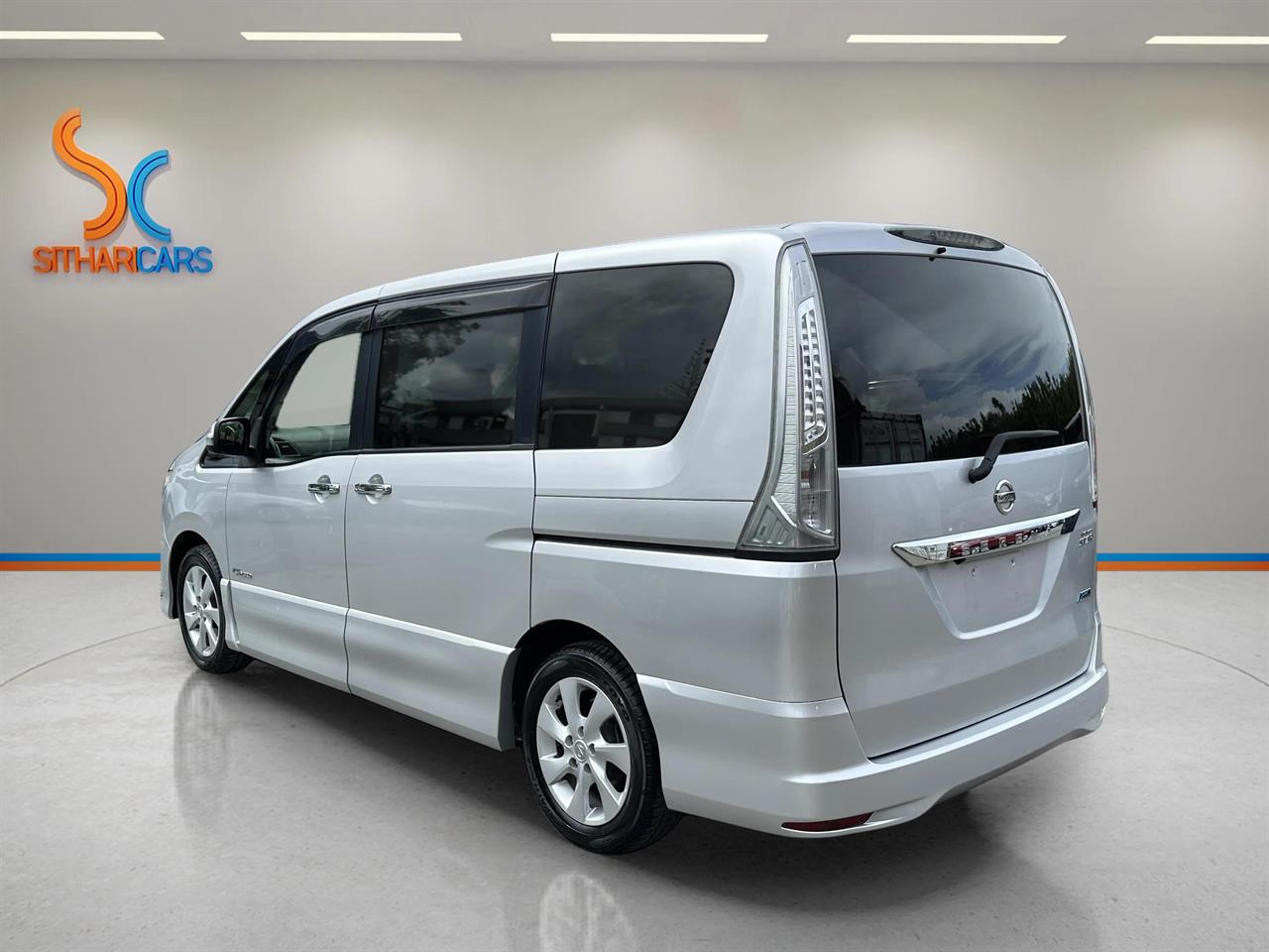 2012 Nissan Serena