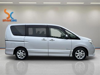 2012 Nissan Serena - Thumbnail