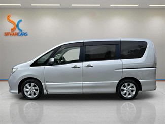 2012 Nissan Serena - Thumbnail